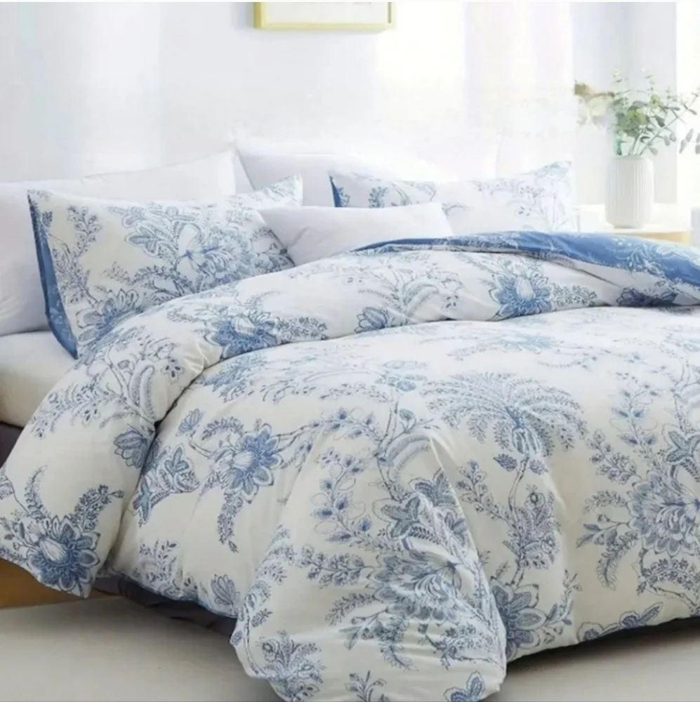 King Size Duvet Double Sided Print Floral Blue & White Bedding Set 3 Pieces Nwt